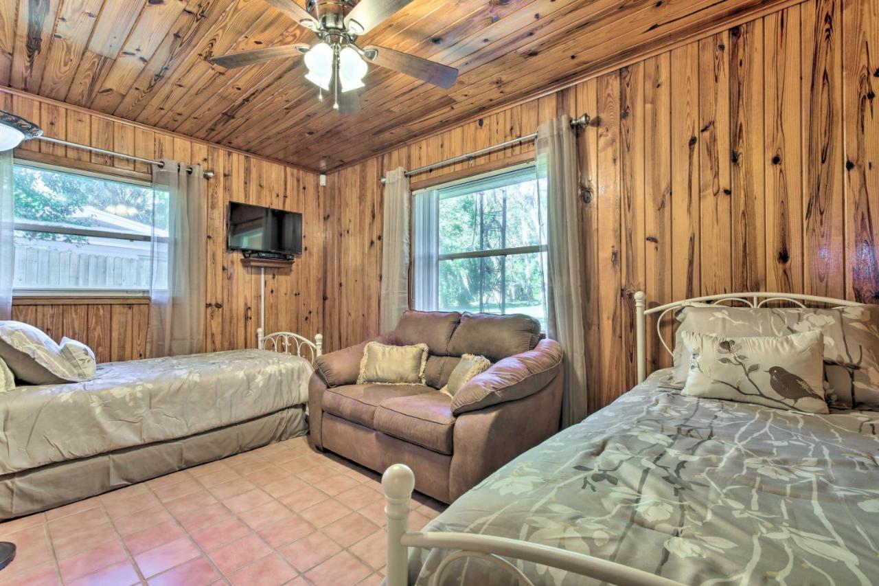 Rainbow River Oasis With Kayaks And Furnished Sunroom! ดันเนลลอน ภายนอก รูปภาพ