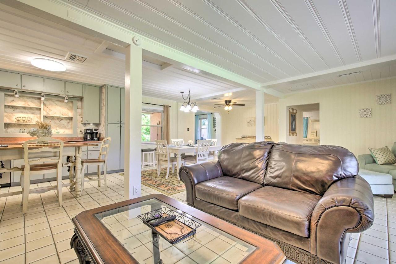 Rainbow River Oasis With Kayaks And Furnished Sunroom! ดันเนลลอน ภายนอก รูปภาพ